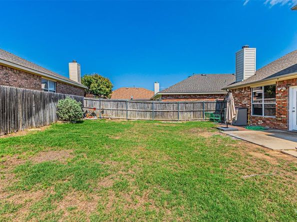1301  Hennessey Court , Fort Worth Texas 76131