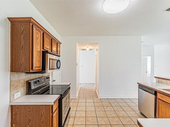 1301  Hennessey Court , Fort Worth Texas 76131