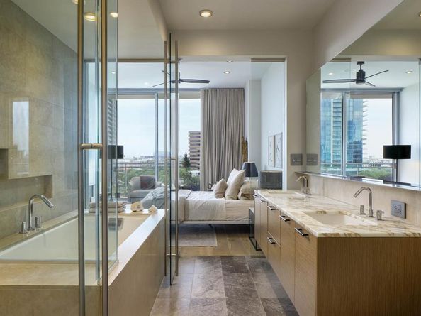 2900  Mckinnon Street  604, Dallas Texas 75201