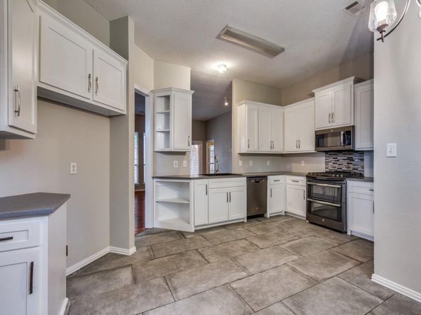18851  Park Grove Lane , Dallas Texas 75287
