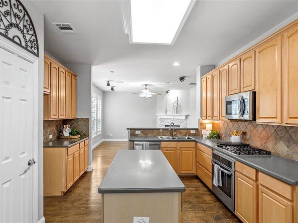 1557  Crystal Pass , Allen Texas 75002