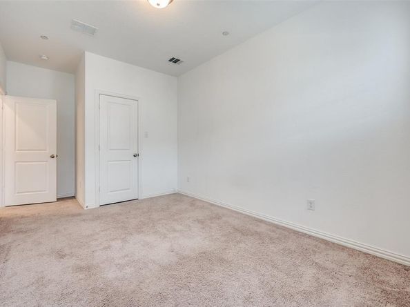 9912  Schramm Street , Irving Texas 75063