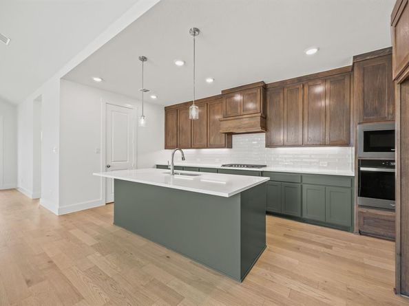 4016  Reserve Way , Providence Village Texas 76227