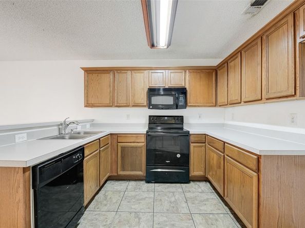 3840  Scarsdale Lane , Dallas Texas 75227