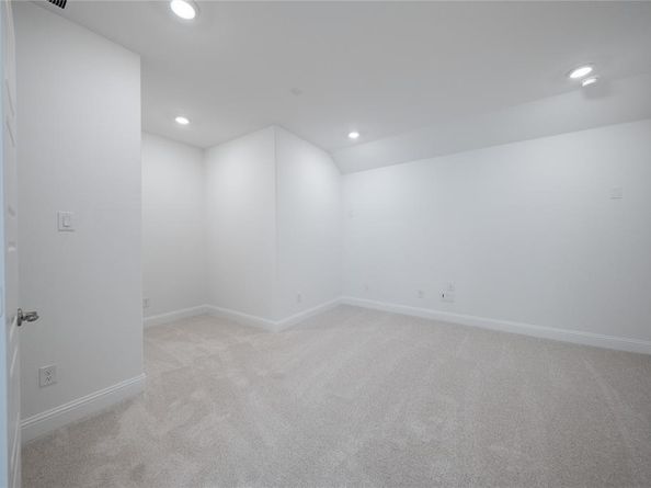 8829  Acorn Avenue , Justin Texas 76247