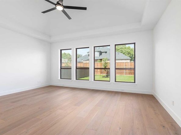 712  Bear Creek Drive , Hurst Texas 76054