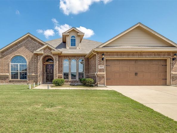 3717  Dutch Iris Lane , Forest Hill Texas 76140