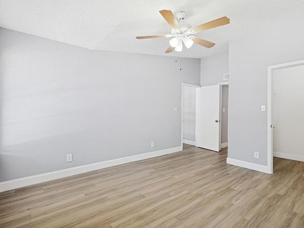 9607  Walnut Street  11203, Dallas Texas 75243