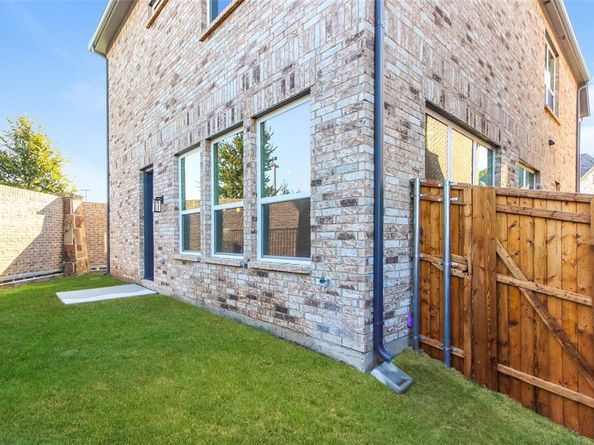1526  Teresa Ann Lane , Allen Texas 75013