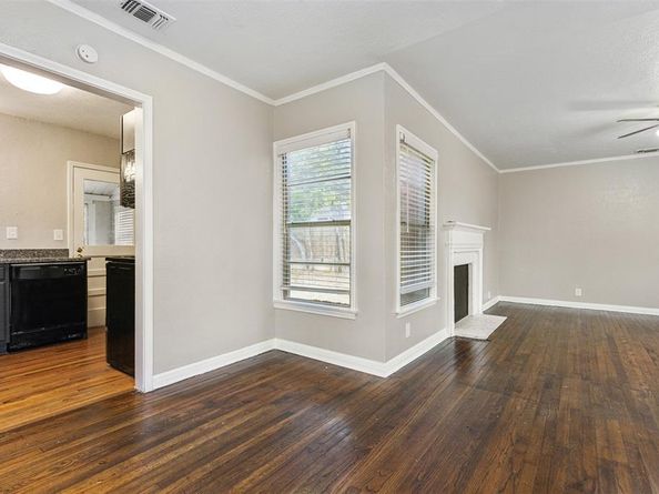 6420  Camp Bowie Boulevard , Fort Worth Texas 76116