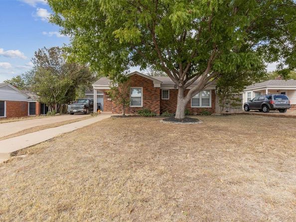 6420  Camp Bowie Boulevard , Fort Worth Texas 76116