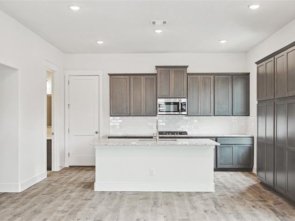 920  Meadowcrest Drive , Plano Texas 75075