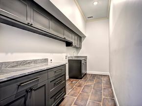 5919  Club Hill Place , Dallas Texas 75248