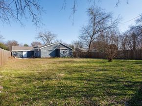 6633  Emhouse Street , Dallas Texas 75232