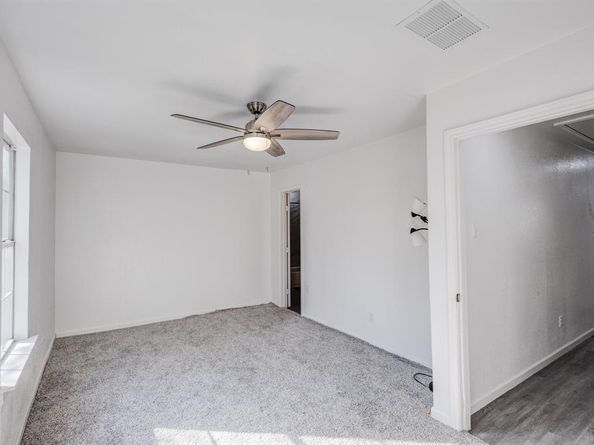 6633  Emhouse Street , Dallas Texas 75232
