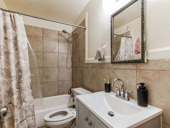 5220  Shackleford Street , Fort Worth Texas 76119