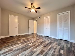 4020  Holland Avenue  106, Dallas Texas 75219