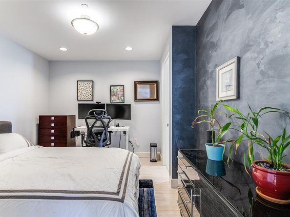 1505  Elm Street  1003, Dallas Texas 75201