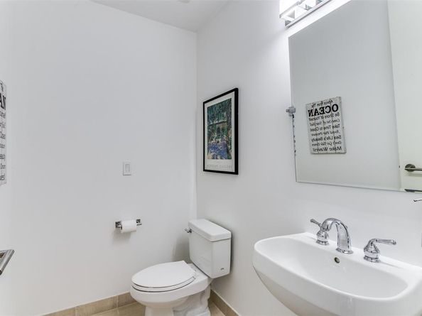 1505  Elm Street  1003, Dallas Texas 75201