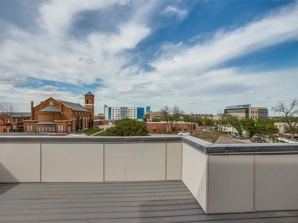 452 W Morphy Street , Fort Worth Texas 76104