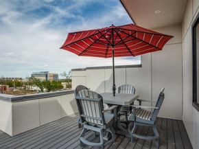 452 W Morphy Street , Fort Worth Texas 76104