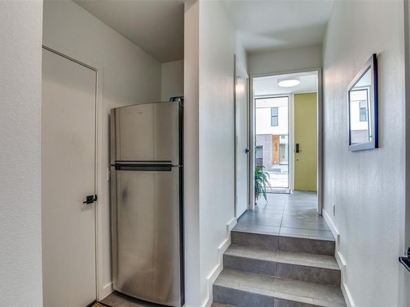 452 W Morphy Street , Fort Worth Texas 76104