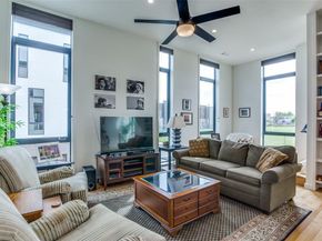 452 W Morphy Street , Fort Worth Texas 76104
