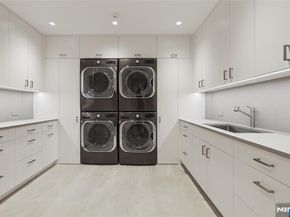 351 Lewelen Circle, Englewood NJ 07631