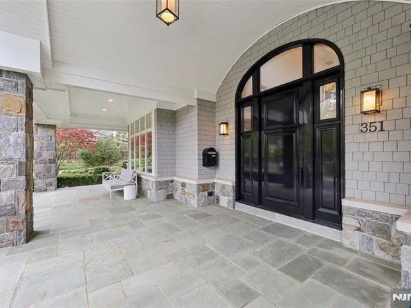 351 Lewelen Circle, Englewood NJ 07631