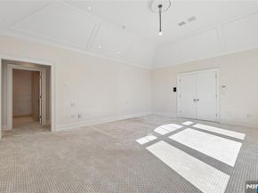 351 Lewelen Circle, Englewood NJ 07631