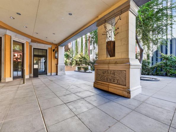 356 Santana Row 305, San Jose CA 95128