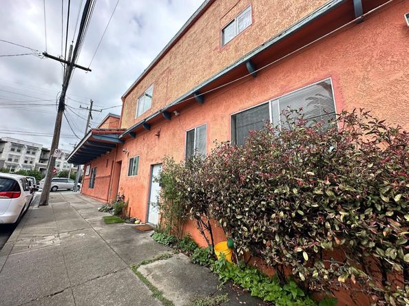 2561-67 El Camino Real, Redwood City CA 94061