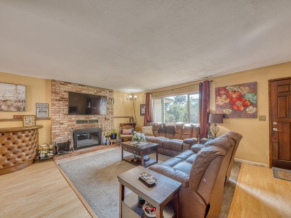 202 Carneros Avenue, Aromas CA 95004