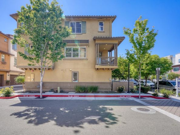 391 Santa Diana Terrace, Sunnyvale CA 94085