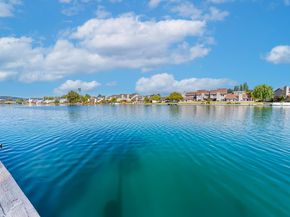 707 Santa Cruz Lane, Foster City CA 94404