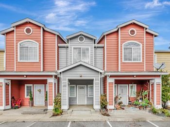 749 Bonita Place