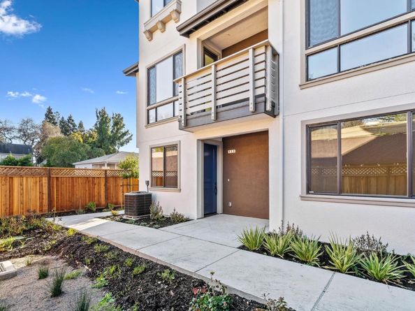 955 Woodside Road, Redwood City CA 94061