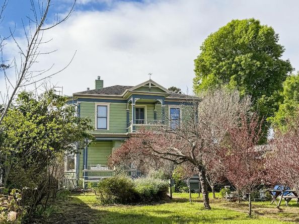 233 Van Ness Avenue, Santa Cruz CA 95060