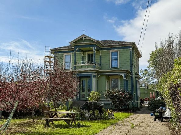 233 Van Ness Avenue, Santa Cruz CA 95060