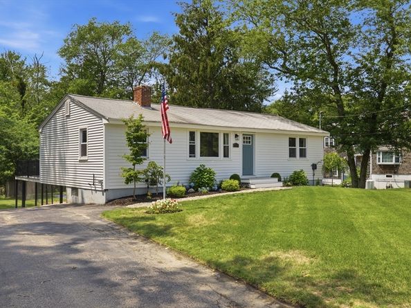456 North St, Bridgewater MA 02324
