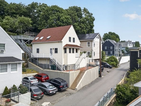 30 Brownville Ave, Lynn MA 01902