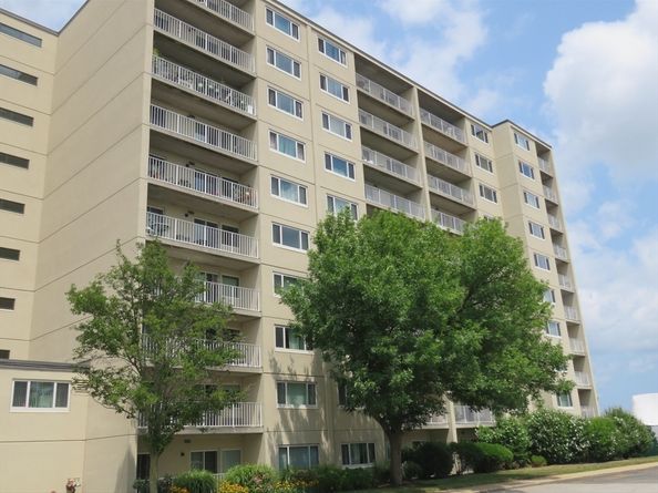 200 Cove Way 612, Quincy MA 02169
