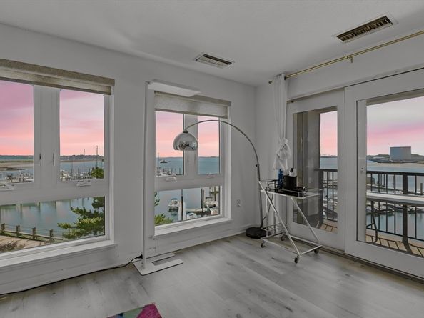 150 Lynnway 309, Lynn MA 01902