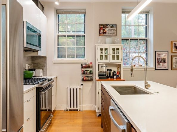 4 Kilsyth Terrace 14, Boston MA 02135