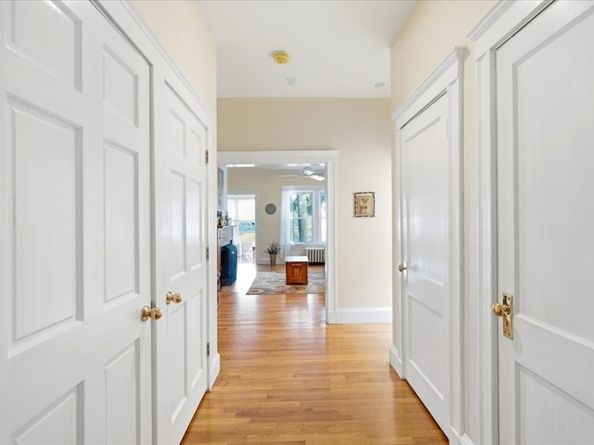 314 Newtonville Avenue 4, Newton MA 02460