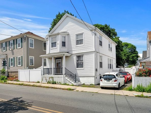 52 Mason St, Salem MA 01970