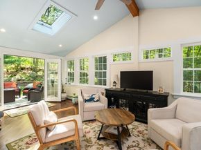43 Woodward Ave, Gloucester MA 01930