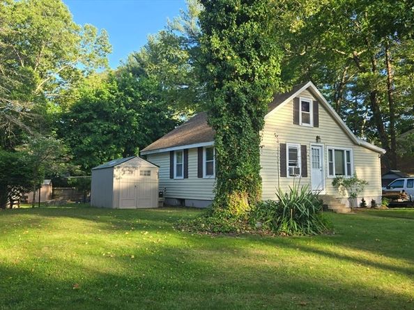 32 Birch Rd, Natick MA 01760