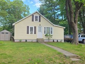 32 Birch Rd, Natick MA 01760