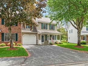 41 Fairway Dr 41, Tewksbury MA 01876